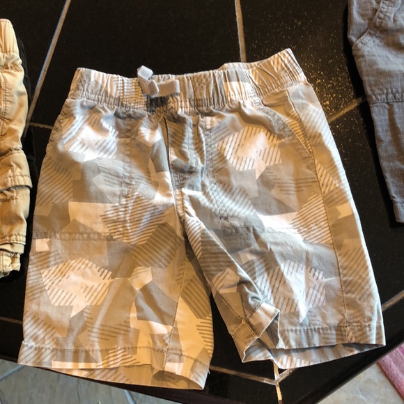 3T shorts Circo and Old Navy Brand. - Picture 2 of 3